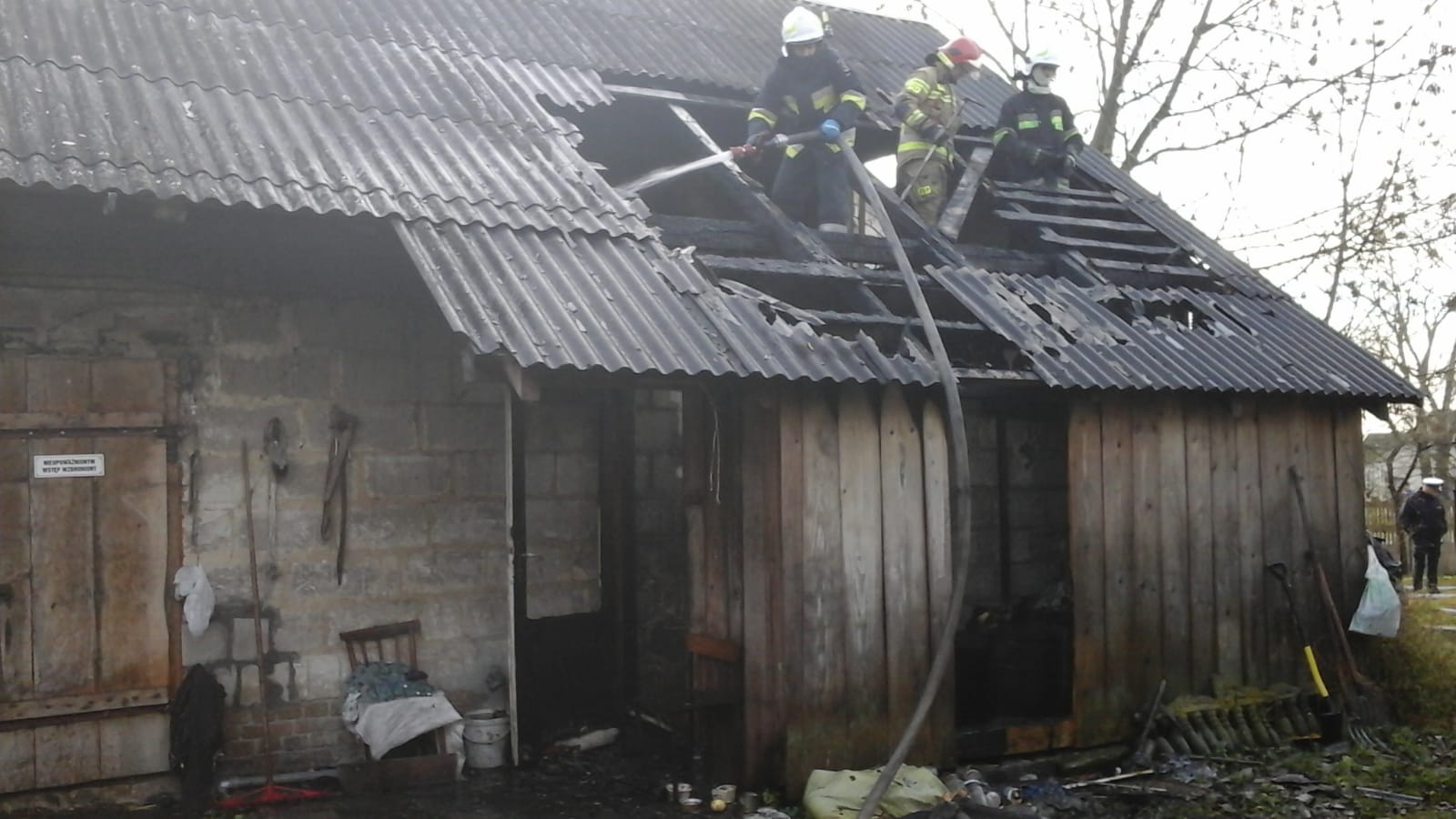 Pożar budynku gospodarczego w Korchowie