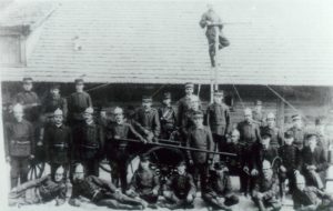 Czlonkowie-Strazy-Pozarnej-w-Bilgoraju-okolo-1914 r